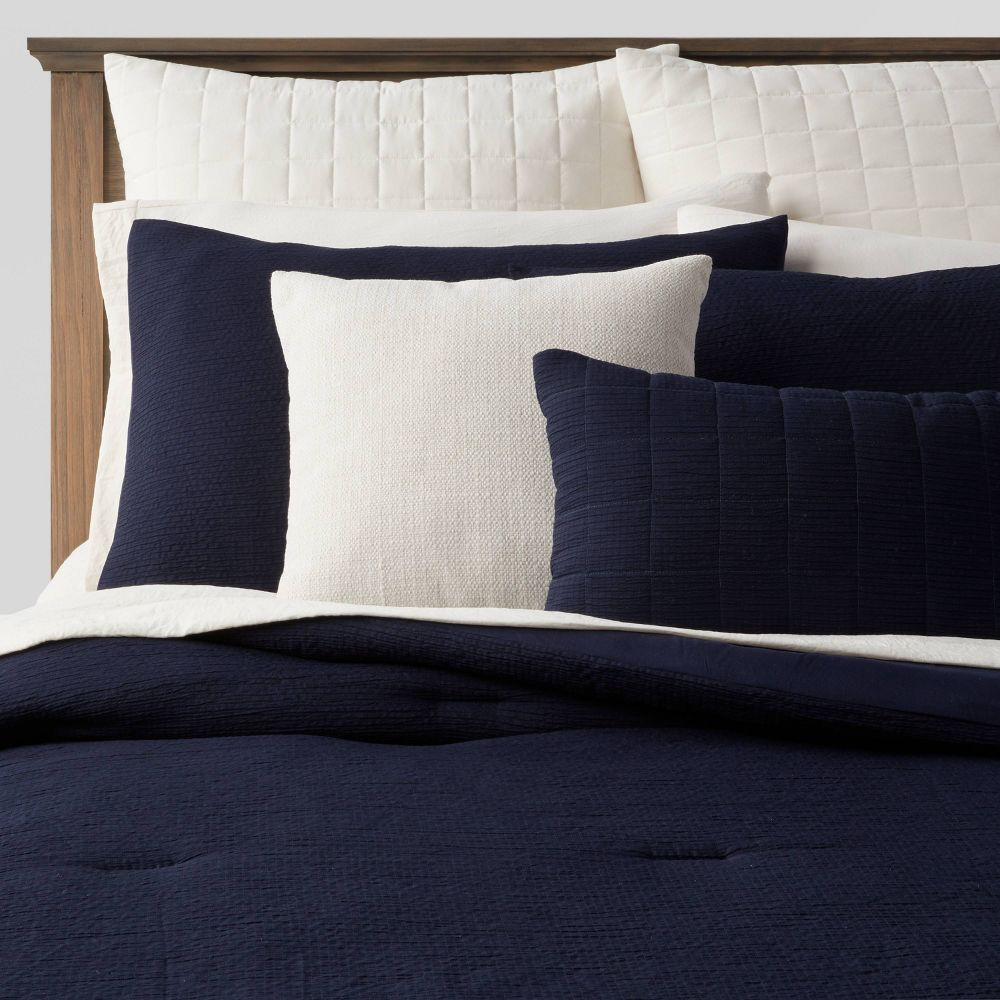 12шт Комплект постельного белья Queen Micro Texture Comforter - Sheet Темно-синий - Threshold 8190₽