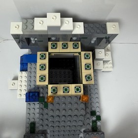 LEGO Minecraft: 21124 The End Portal Complete See Pics
