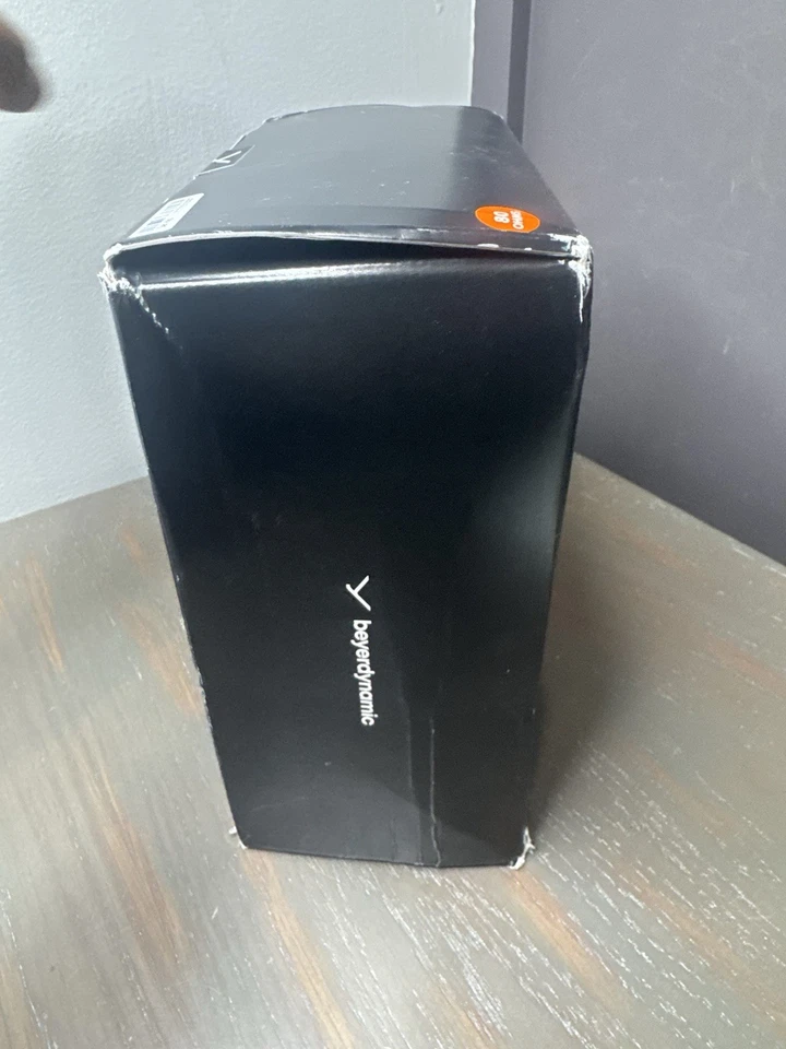 Beyerdynamic DT 770Pro 80 ohm Closed-back Studio Mixing Headphones Limited Blk🔥 - Image 4 of 4