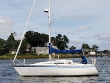 1986 Hunter 28.5 Sloop Sailboat