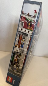 Retired Lego Pet Shop 10218 Creator Expert Modular Buildings series