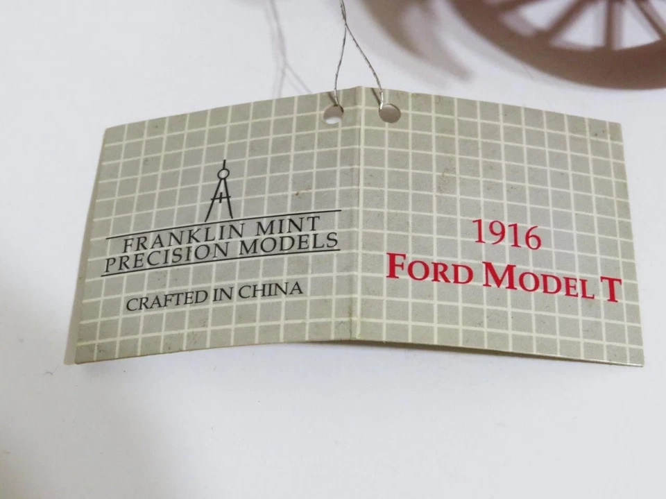 NICE Franklin Mint 1916 Ford Model T Fire Truck Diecast Car Original Scale 1:16 - Image 3 of 4