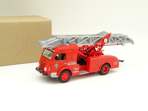 Miniature Ixo SB 1:43 - Renault Galion Bâché Pompiers - Modifié, Très Bon état