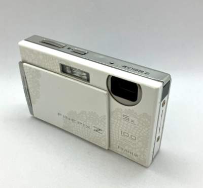 FUJIFILM デジタルカメラ FINEPIX Z250FD　ホワイト Excellent+3] FUJIFILM FinePix Z250fd White Digital Camera