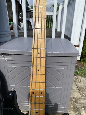 ベース Epiphone by GIBSON LesPaur BASS s-l1200.jpg
