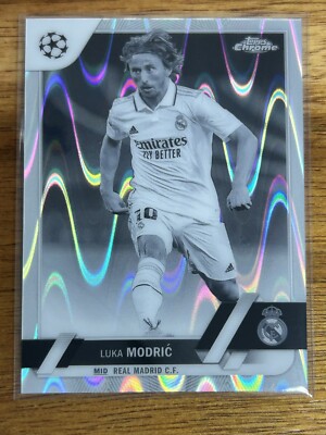2022-23 Topps Chrome UEFA Luka Modric Black White Ray Wave #62 