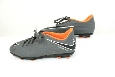nike youth football cleats size 3