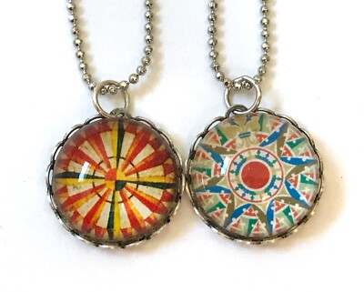 (1) Compass Rose Artisan Silver-Plate Glass Round Cabochon Pendant Necklace