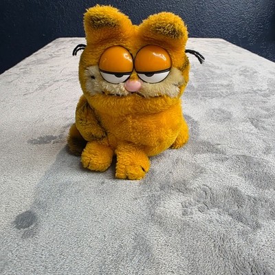 1981 Vintage Dakin Garfield Cat Small Sitting Stuffed Animal 7  Plush