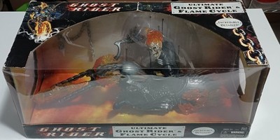 Ultimate Ghost Rider & Flame Cycle Action Figure Hasbro (New)