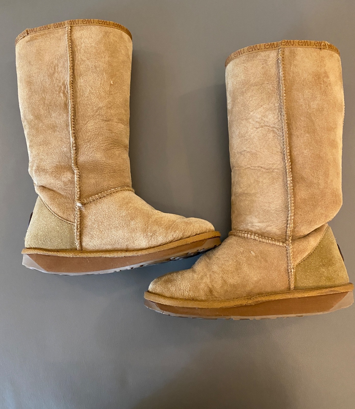 EMU Australia Shearling Lined Mid Calf Boots Size 7  Brown Sheepskin Suede Boots