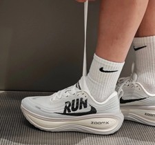 Nike Vomero Plus Summit White/Black IH2268-100 Men  s Size 9-10.5