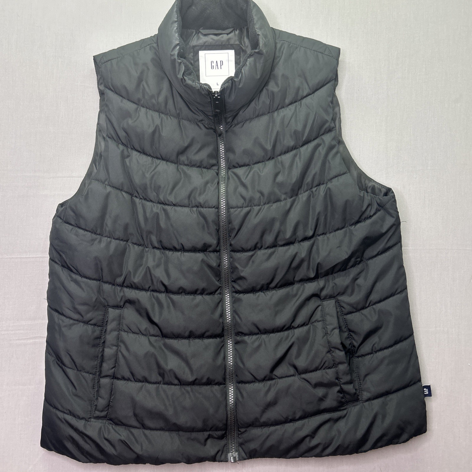 GAP Women's Black Full Zip Water-Resistant Cold Control Puffer Vest Sz XL