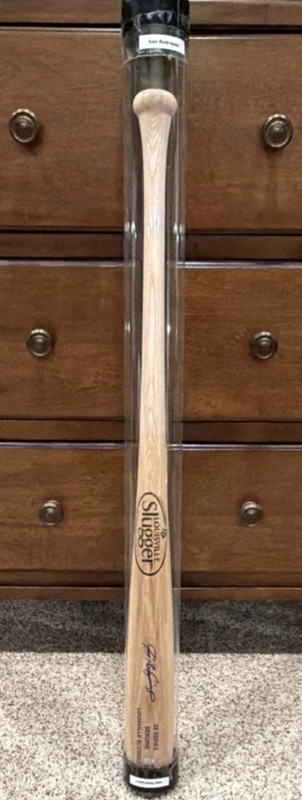 🔥Louisville Slugger MLB Bat Ivan Rodriguez Autographed TRISTAR CERT 33”🔥