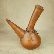 ⭐ Vintage traditioneller spanischer Porron Weinkrug mit Ledergehäuse