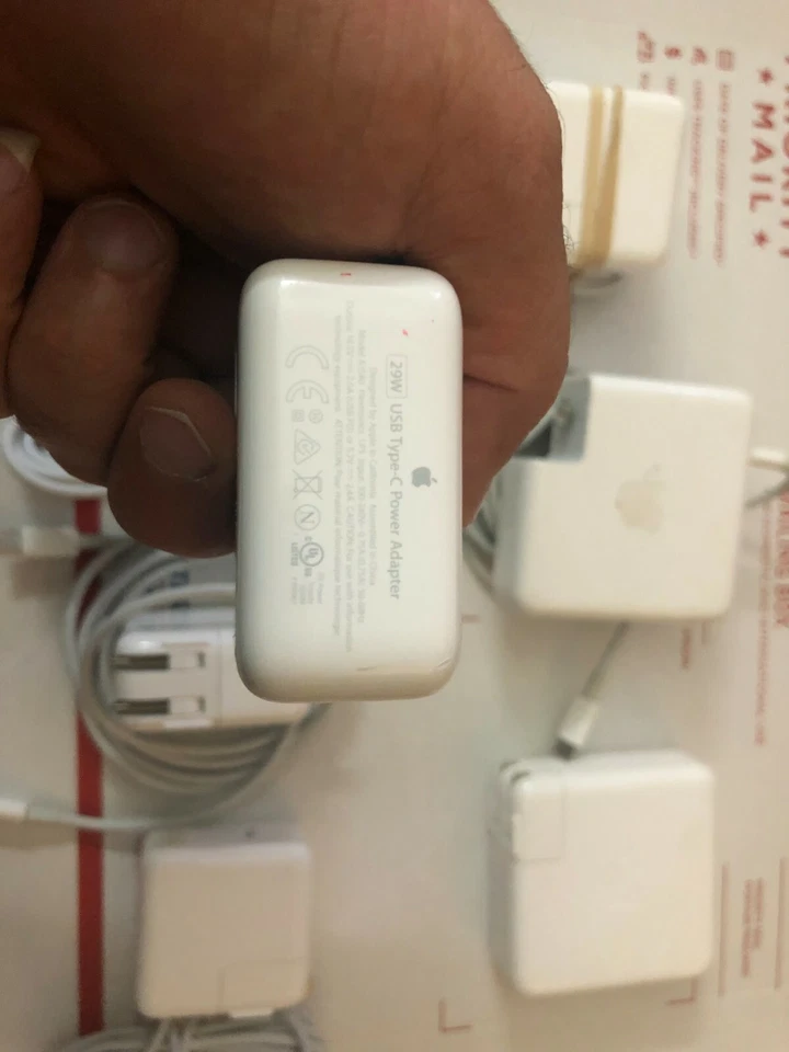Lot of 13 Pieces Unsorted Apple USB-C Charger 29w 87w Mixed All working - Image 2 of 4