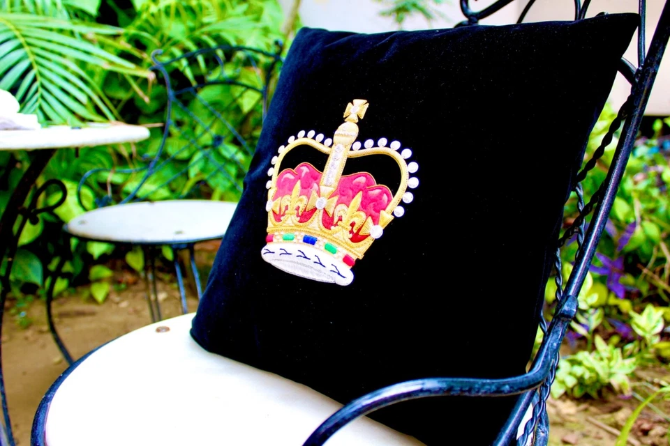 The Crown Gold/ Silver bullion embroidered Pillow Case, on black velvet, stitche - Image 2 of 4