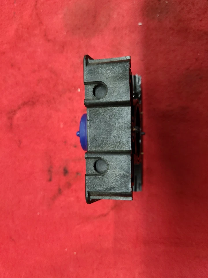 1996 Nissan Maxima SE Combo Wiper Switch Steering Column Center Bracket - Image 3 of 4