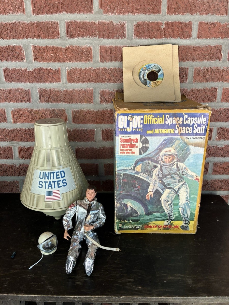 Official Space Capsule & Astronaut Space Suit ORIGINAL GI Joe 1966