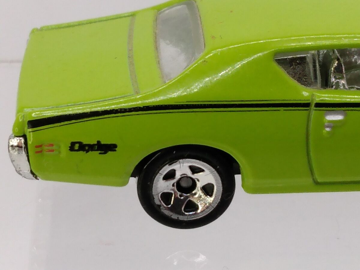 Mattel 2009 Hot Wheels 71 Dodge Charger R/T 440 Magnum Mattel 2009 Hot Wheels 71 Dodge Charger R/T 440 Magnum