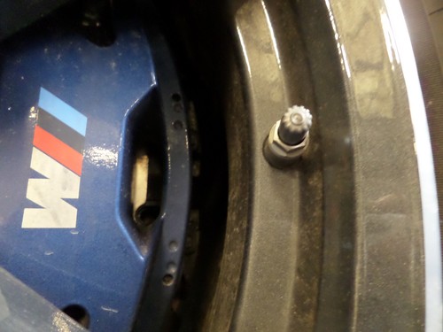 BMW G14 8 Series Front LA Wheel Double Spoke 727M 19"inch 8JX19 ET:26 8090019 - Picture 3 of 9