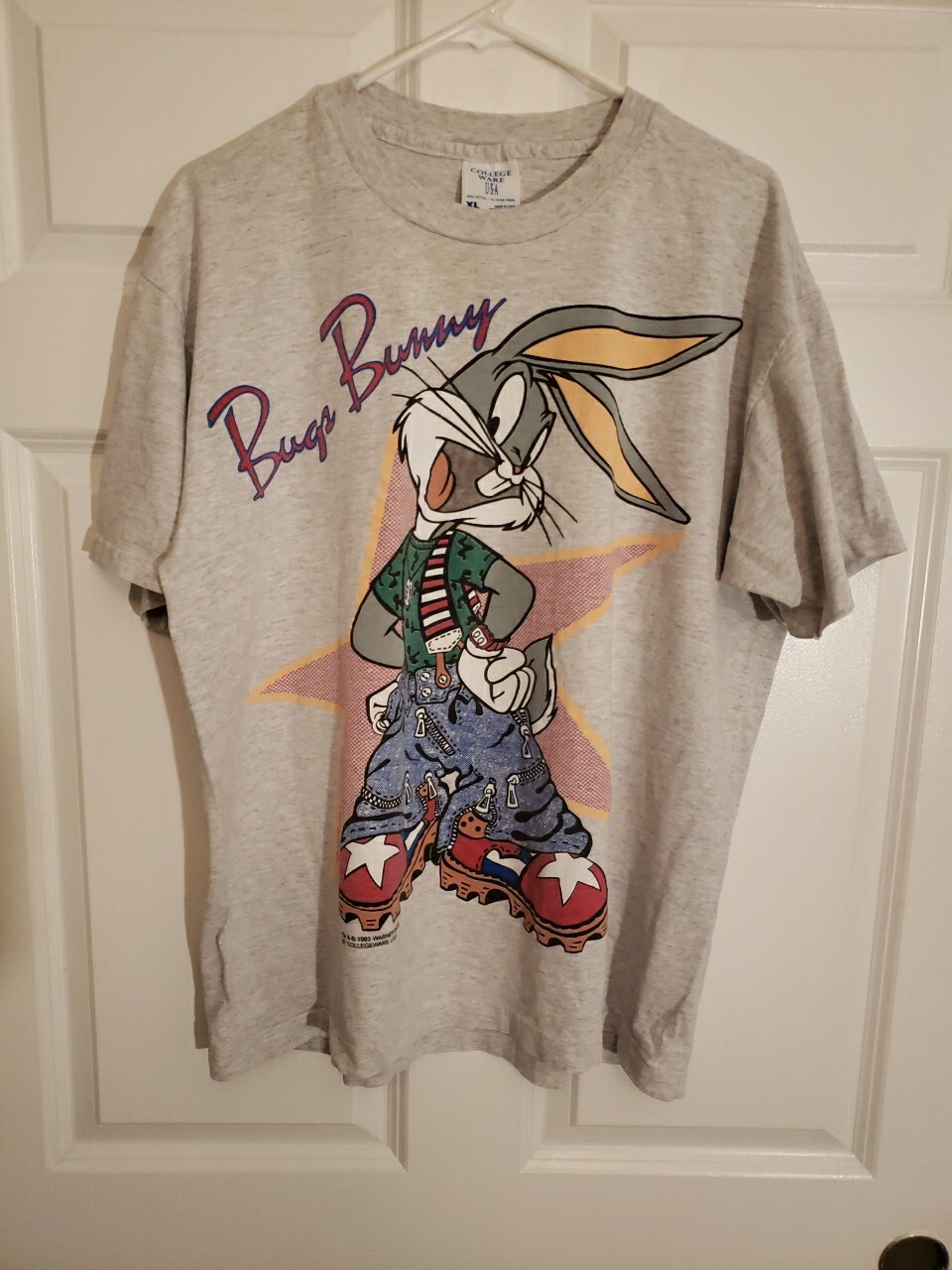 Vintage 1993 Warner Bros Bugs Bunny XL Single Stitch College Ware Tee USA