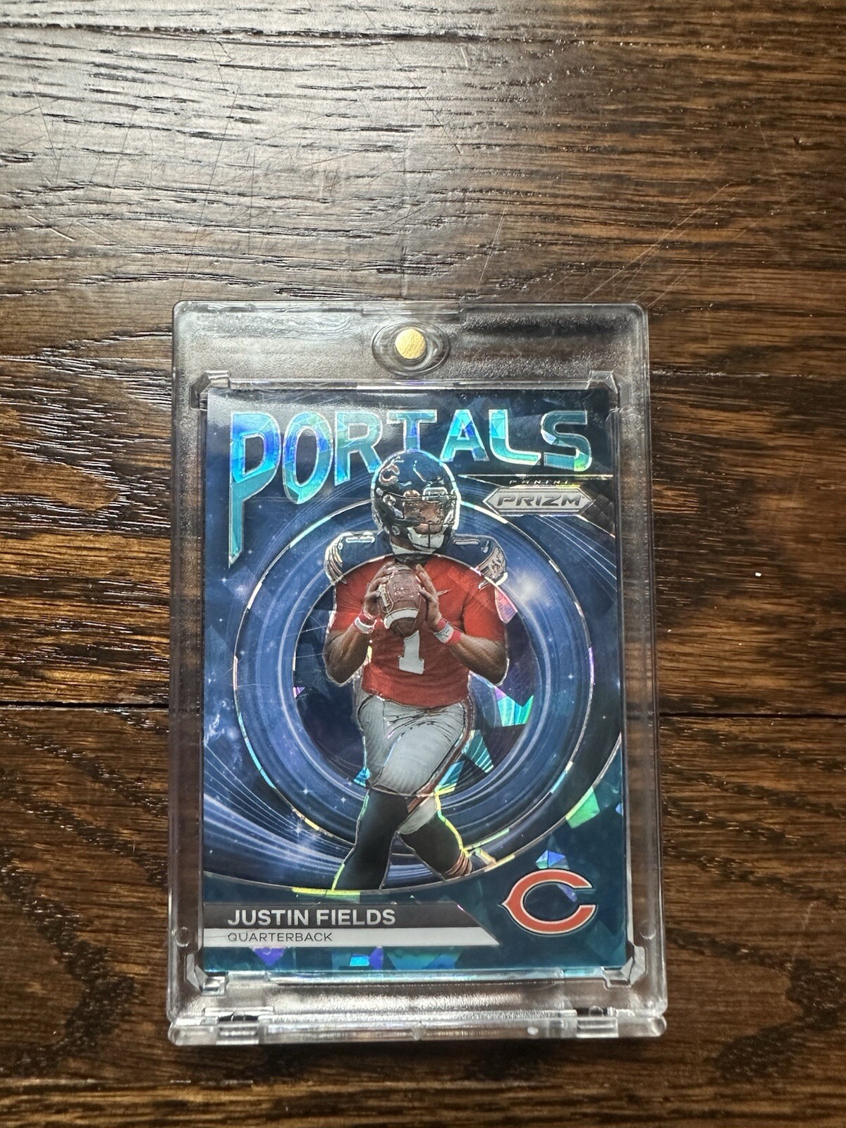 2023 Panini Prizm - Portals Justin Fields Blue Cracked Ice 77/99