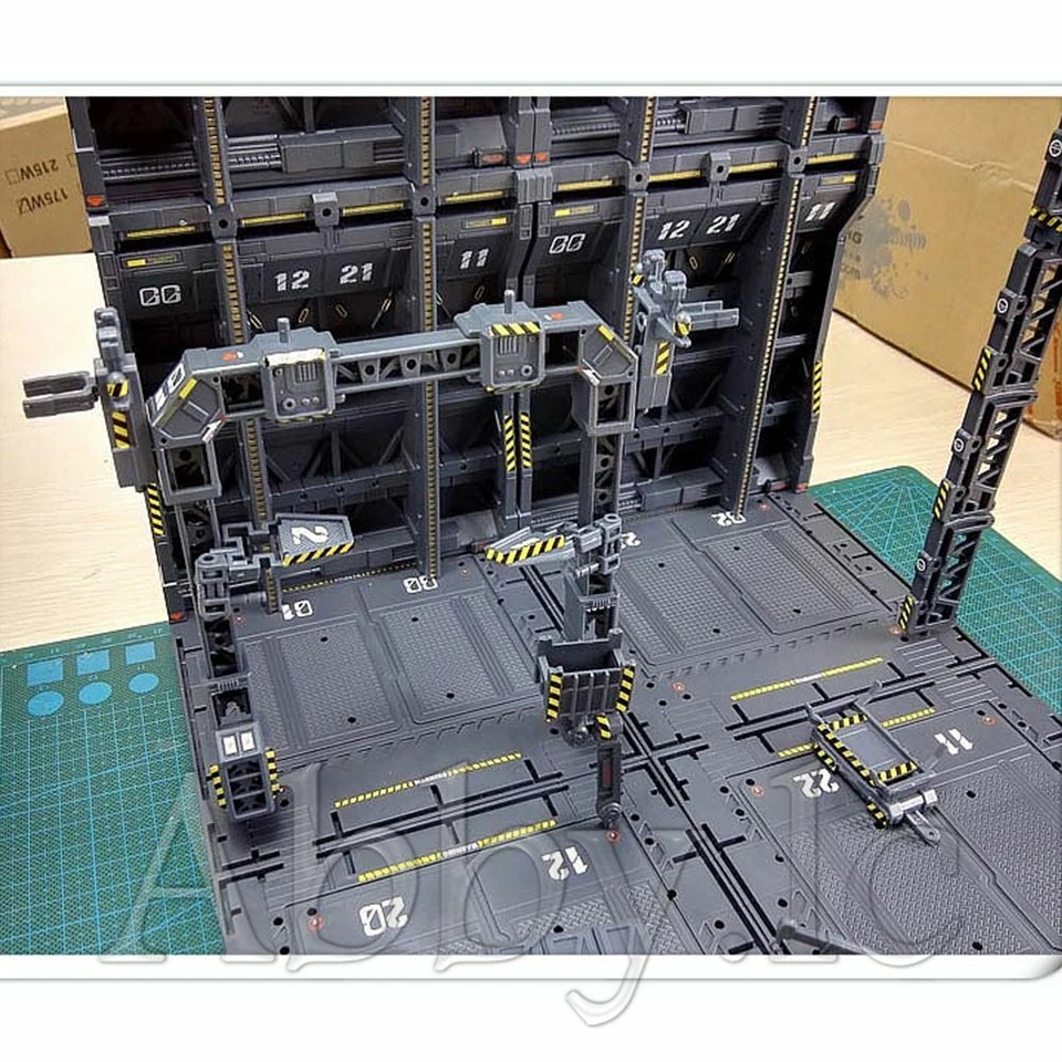 4x MECHANICAL CHAIN ACTION BASE Machine Nest for RE MG 1/100 Model Figure+Decals - Image 3 of 4