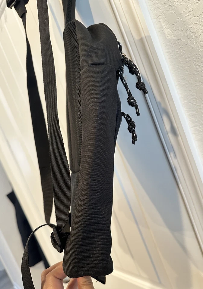 BOLSO BANDOLERA ESPACIOSO ORIGINAL PENGUIN RIPSTOP ESPUMA ACOLCHADA CORREA AJUSTABLE Foto 4 de 4