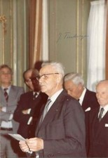 Jan Tinbergen ECONOMIST autograph, signed photograph