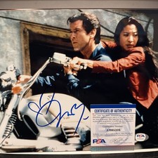 Michelle Khan Yeoh Signed 8x10 OO7 Photo James Bond Autographed PSA COA