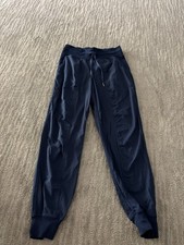 Lululemon Dance Studio Jogger Size 4 True Nav...