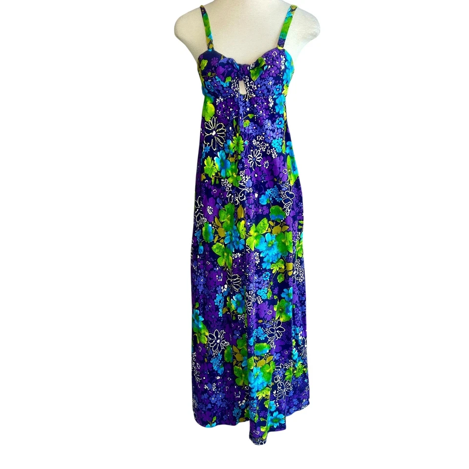 Vintage Hawaiian Floral Rockabilly Tie Front Handmade Maxi Tiki Dress  - Image 3 of 4