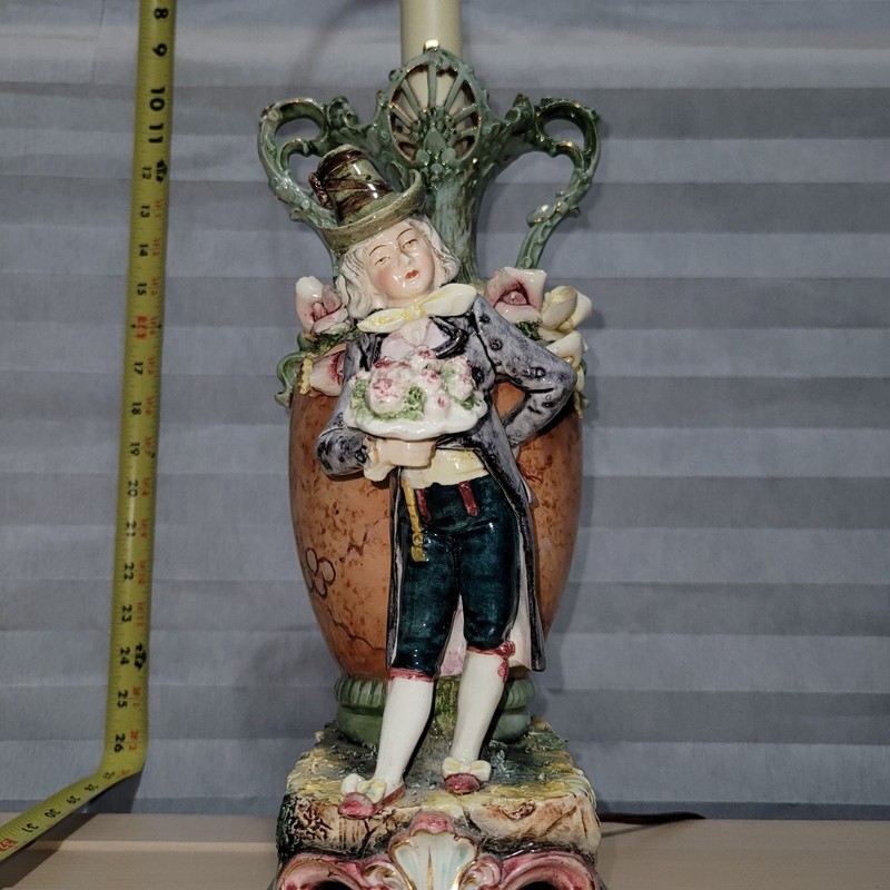 Vintage Victorian Style Lamp
