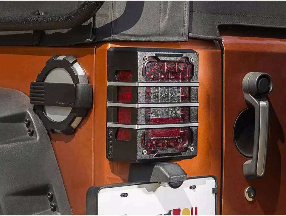 Rugged Ridge Euro Guard Kit Tail Light Black 76-06 Jeep CJ/Wrangler YJ/TJ Foto 4 de 4