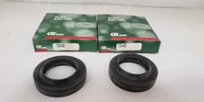 CHICAGO RAWHIDE 15440 OIL SEAL, 1.552 x 2.447 x 0.5" (LOT OF 2) NIB