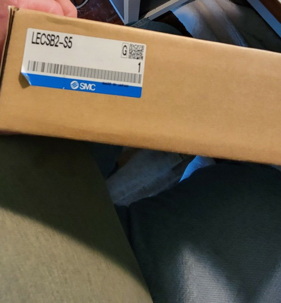 BRAND NEW IN BOX SMC LECSB2-S5 Driver /MITSUBISHI MR-J3-10A-LD AC Servo FREESHIP