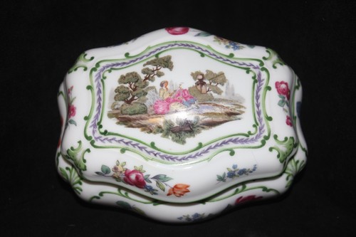 Large Dresden Porcelain Jewelry Trinket Box, Hand Painted, Flowers, 6-1/2" - Picture 15 of 22