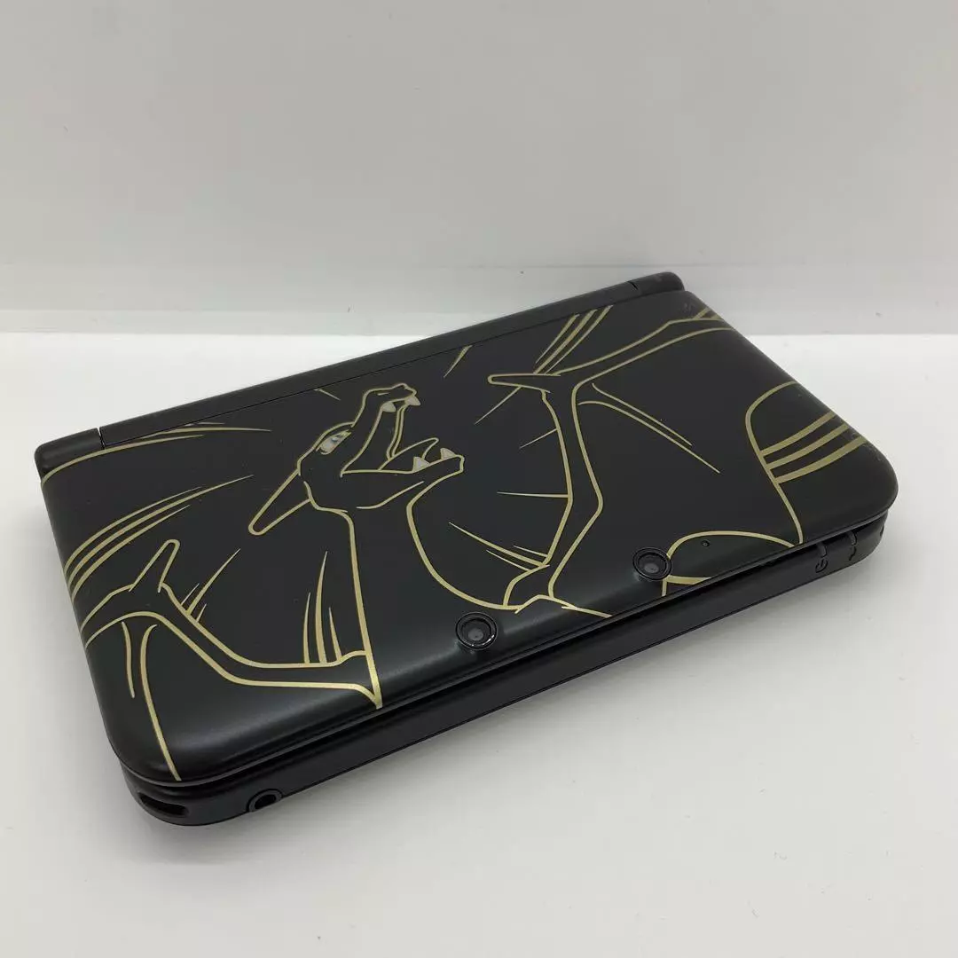 Nintendo 3DS LL XL console Pokemon Center Original Charizard Nintendo 3DS LL XL console Pokemon Center Original Charizard
