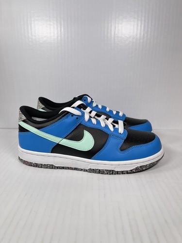 nike dunks blue and black