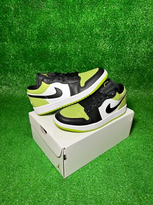 Size 7.5 - Air Jordan 1 SE Low Vivid Green Snakeskin W for sale