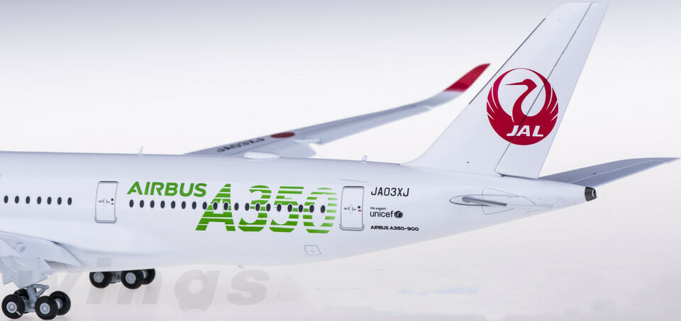 1:200 33CM JC Wings JAPAN AIRLINES AIRBUS A350-900 Plane 1:200 33CM JC Wings JAPAN AIRLINES AIRBUS A350-900 Plane