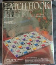 WONDER ART SEALED NOS LATCH HOOK KIT  TULIP FESTIVAL  24 X 34 INCHES  CRAFTS