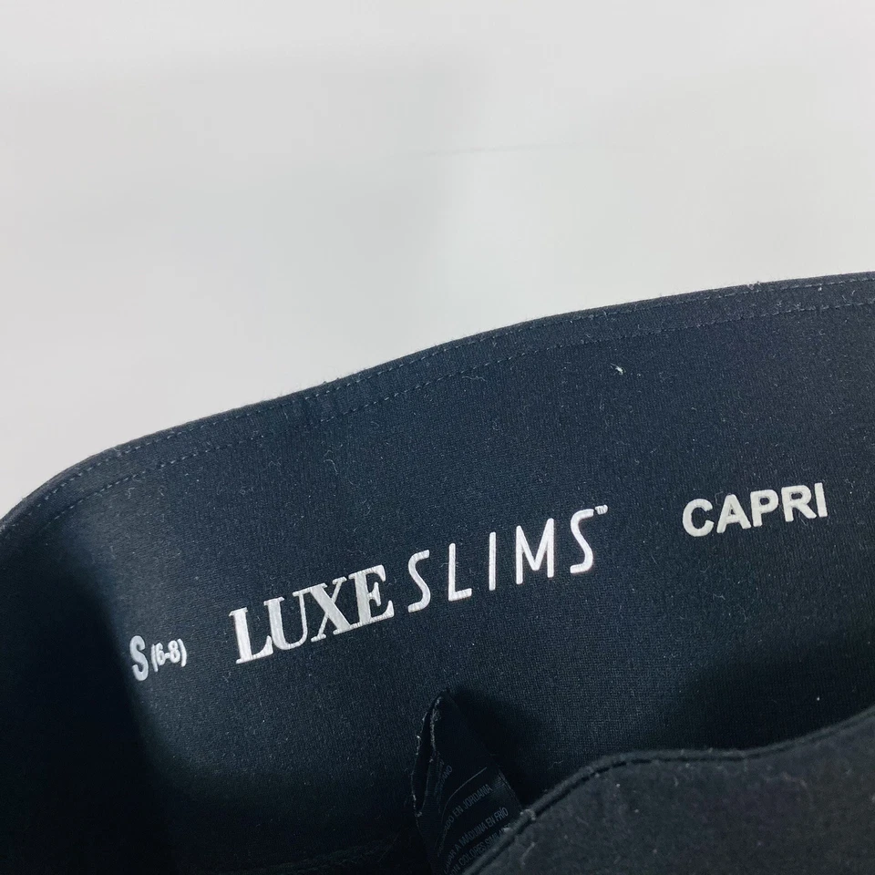 Peter Nygard Size Small 6 8 Luxe Slims Capri Pull On Leggings Solid Black - Image 3 of 3