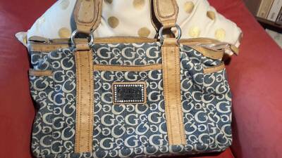 guess handbag | Bags | Gumtree 