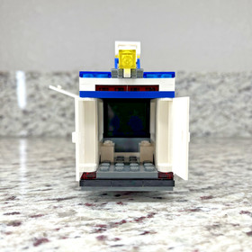 LEGO CITY: Prisoner Transport (7286) Incomplete - Retired