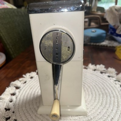 Vintage Rival Ice O Mat  ice crusher MCM Retro Bakelite Cream Chrome  A6