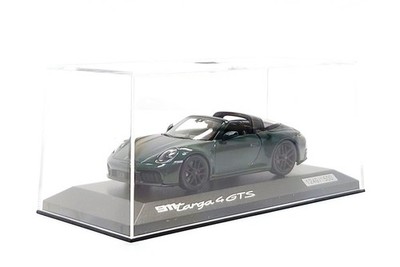Minichamps 1:43 Porsche 911 Targa 4 GTS (992.2) in Jet Green