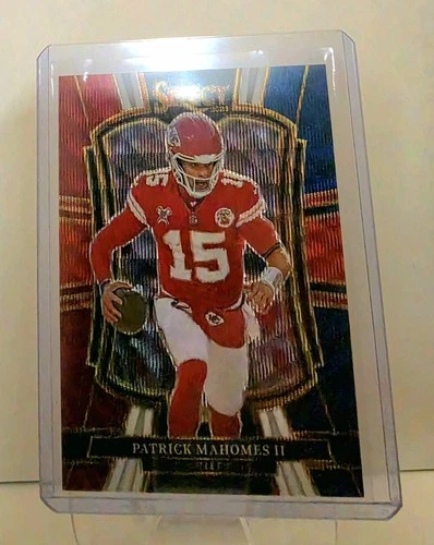 2025 Panini Select Patrick Mahomes II Premier Level /299 Chiefs SP #107