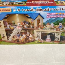 Sylanian Families Blue Roof House with Carport Deluxe Set